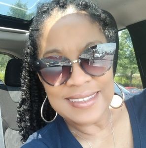 Meet your Posher, Tracie